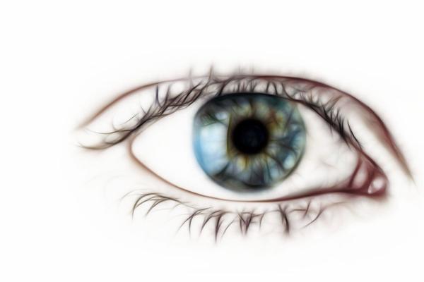 Occhi secchi e arrossati dopo la menopausa: perché e quali cure