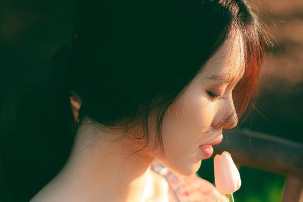 Emicrania: le terapie più efficaci e sicure in gravidanza e allattamento 